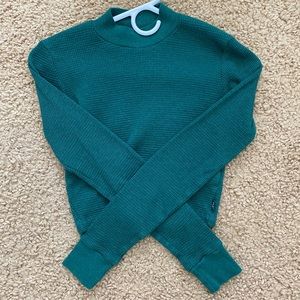 TNA by Aritzia long sleeve waffle crop tshirt